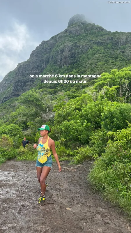 Paola Locatelli photo 8 of 559
