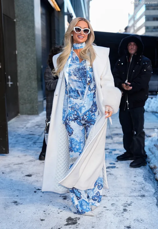 Paris Hilton photo 18 of 1045