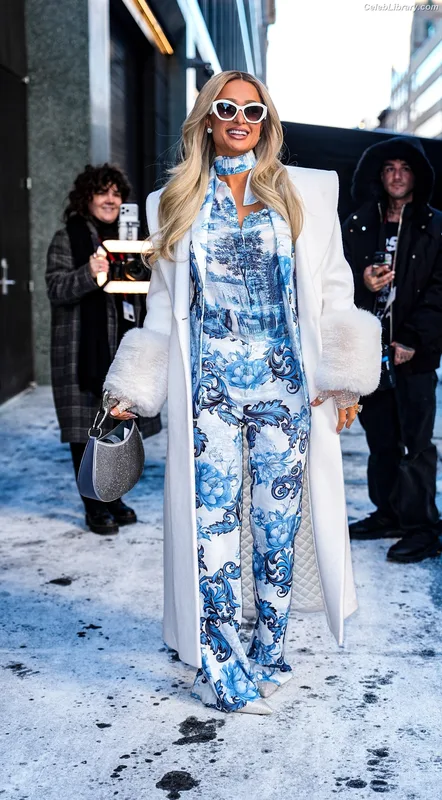 Paris Hilton photo 19 of 1045