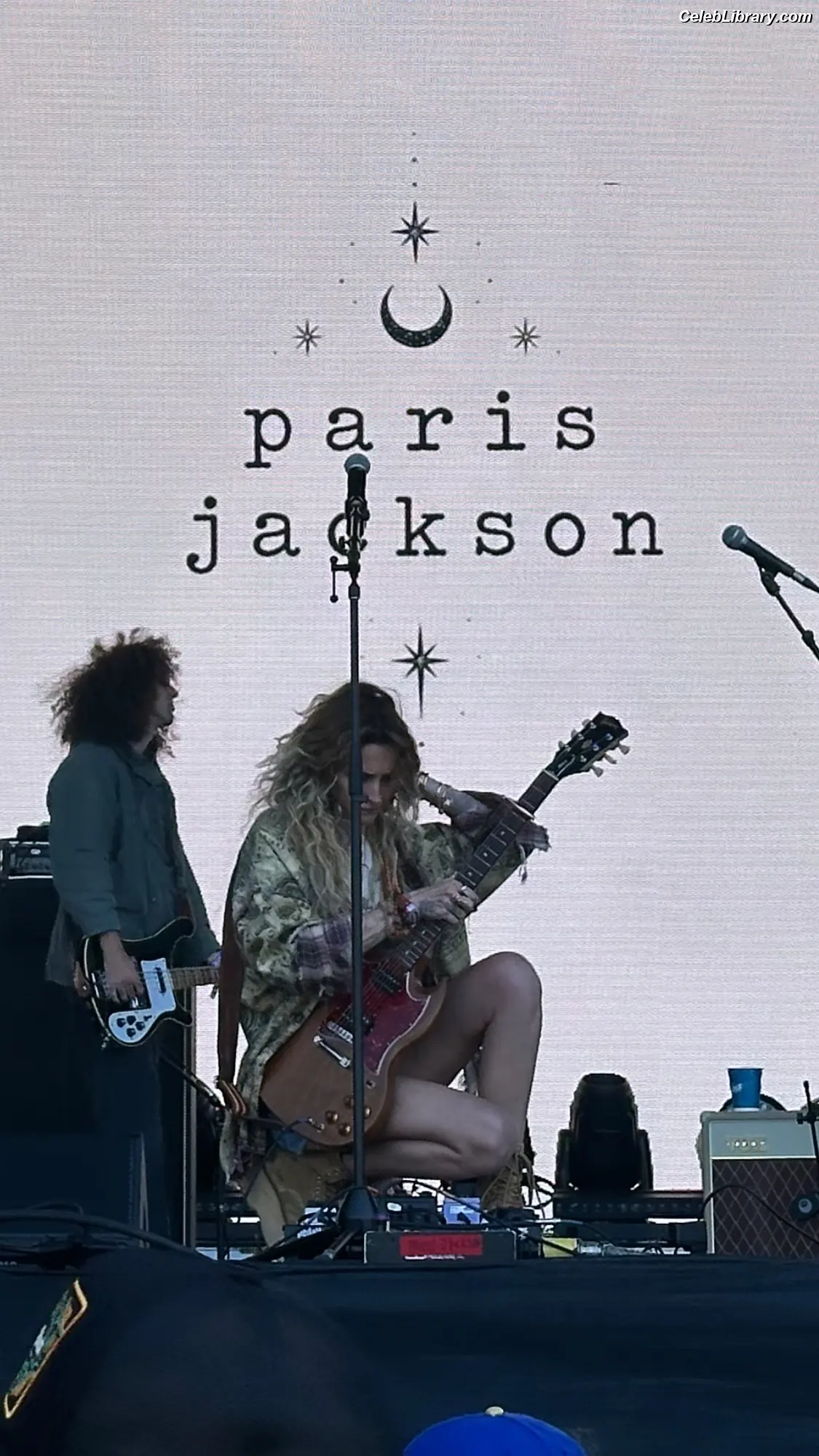 Paris Jackson photo 12 of 845