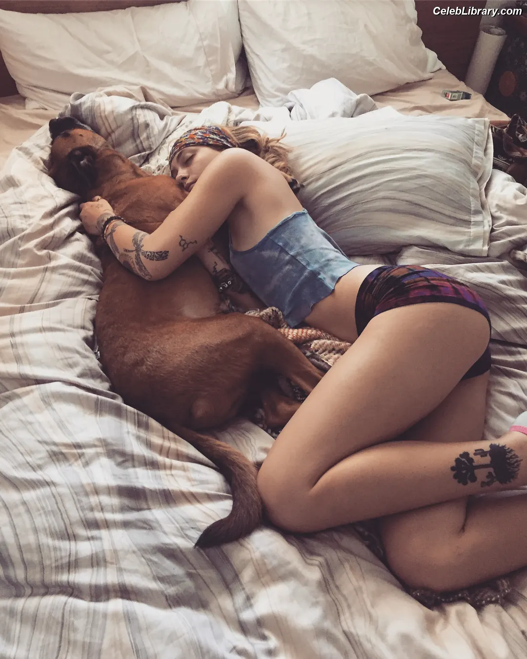 Paris Jackson photo 17 of 845