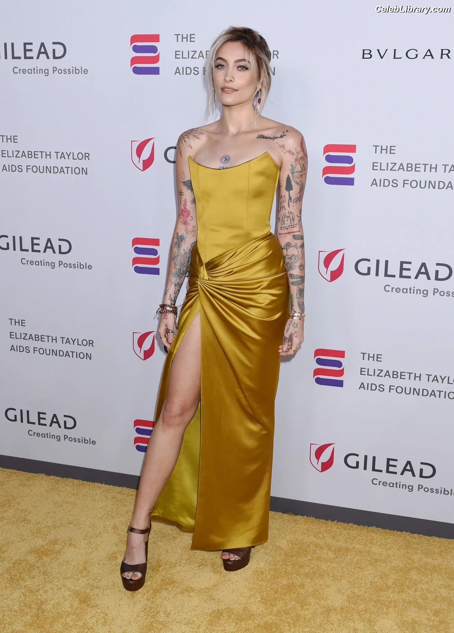 Paris Jackson photo 4 of 845
