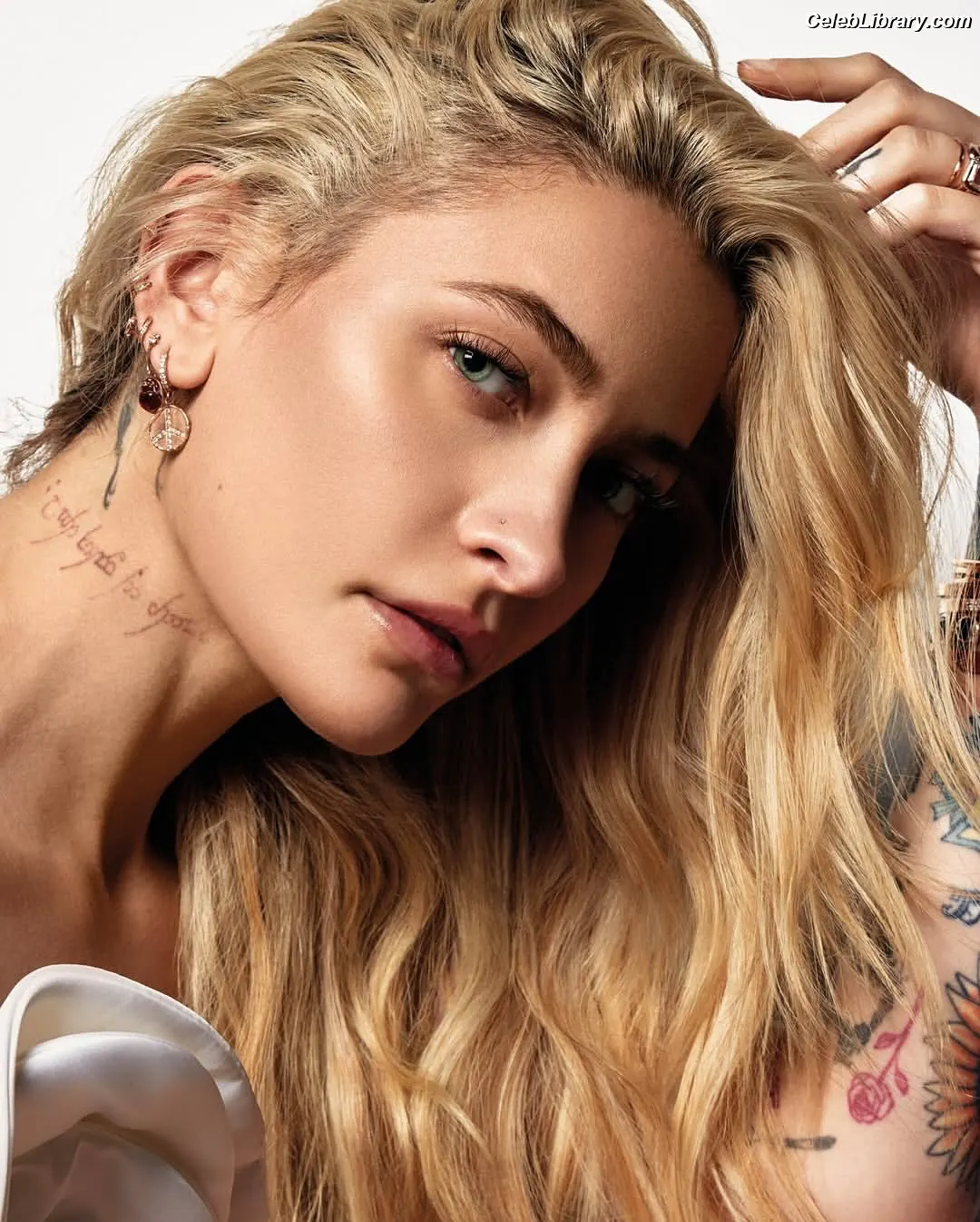 Paris Jackson photo 4 of 845