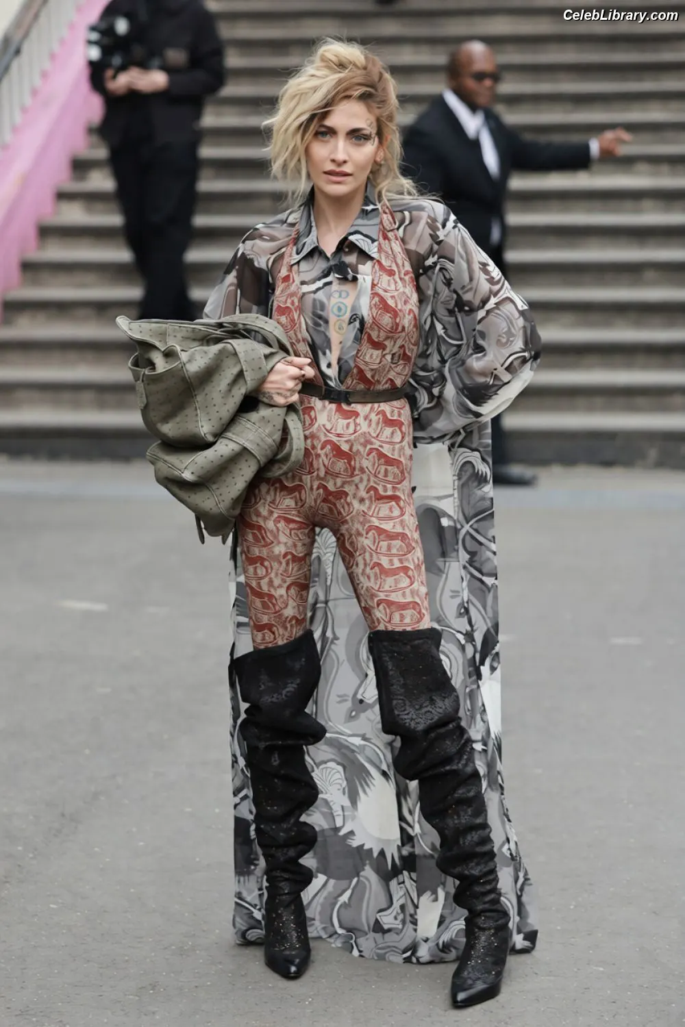 Paris Jackson photo 23 of 845