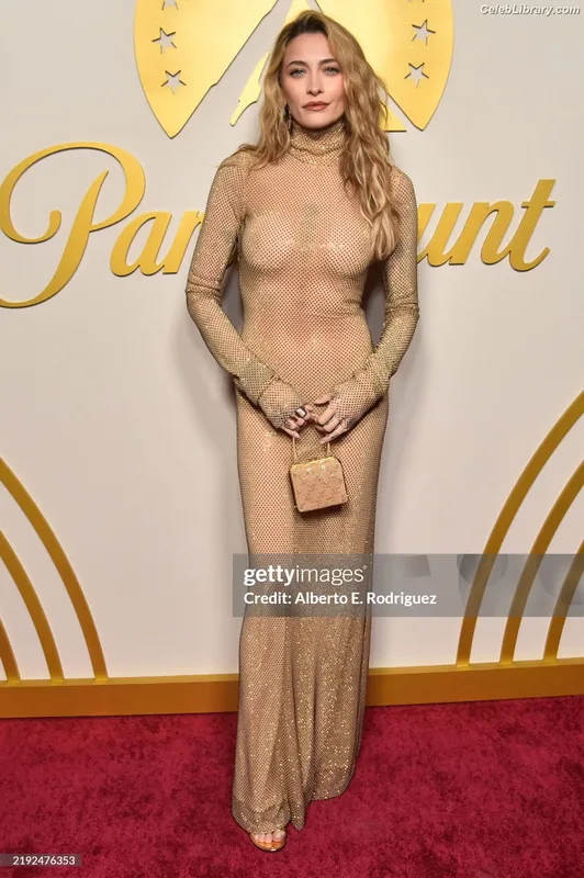 Paris Jackson photo 21 of 845