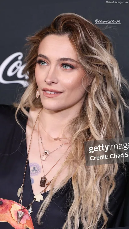 Paris Jackson photo 24 of 845