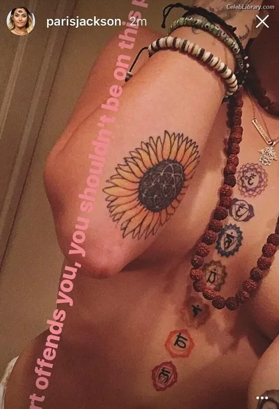 Paris Jackson photo 1 of 845