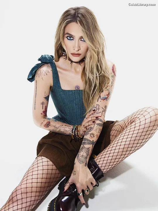 Paris Jackson photo 18 of 845