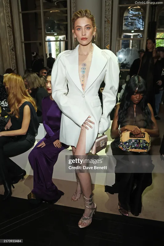 Paris Jackson photo 12 of 845
