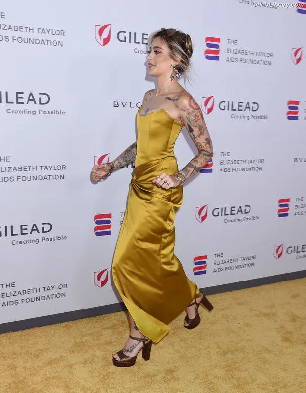 Paris Jackson photo 4 of 845