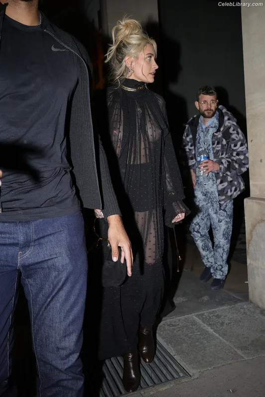 Paris Jackson photo 8 of 845