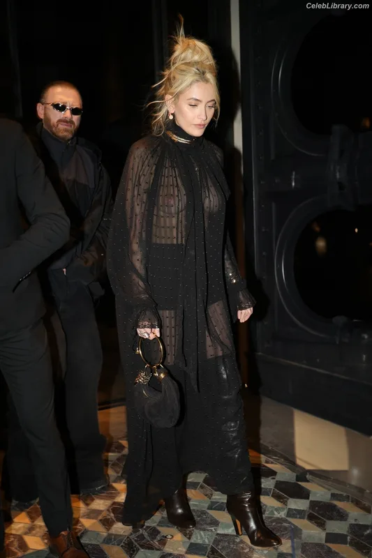 Paris Jackson photo 24 of 845