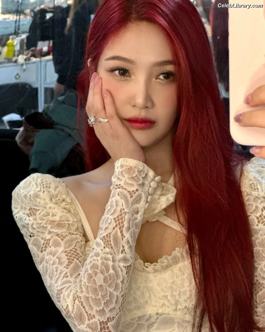 Park Soo-young (Joy - Red Velvet) photo 4 of 346