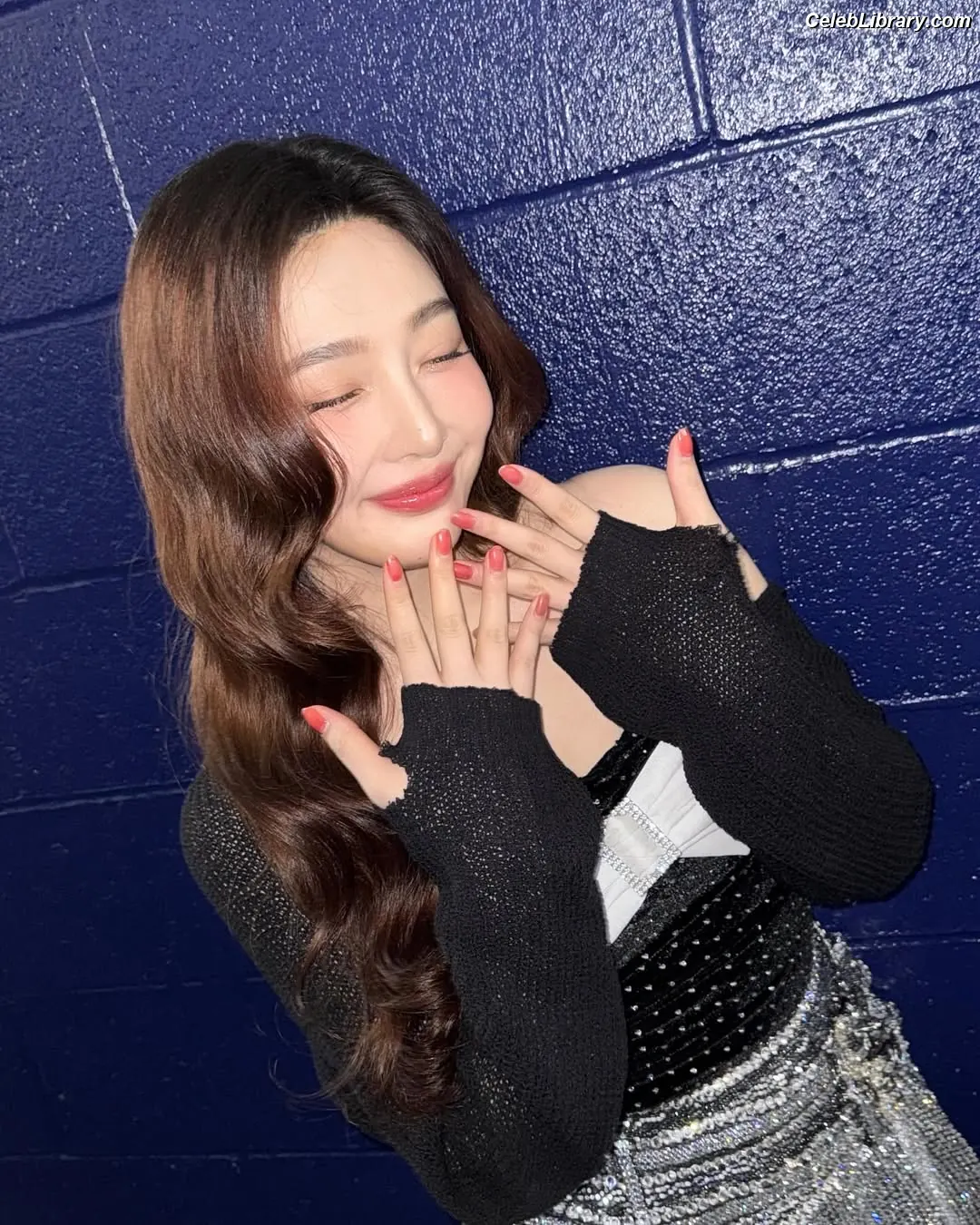 Park Soo-young (Joy - Red Velvet) photo 21 of 346