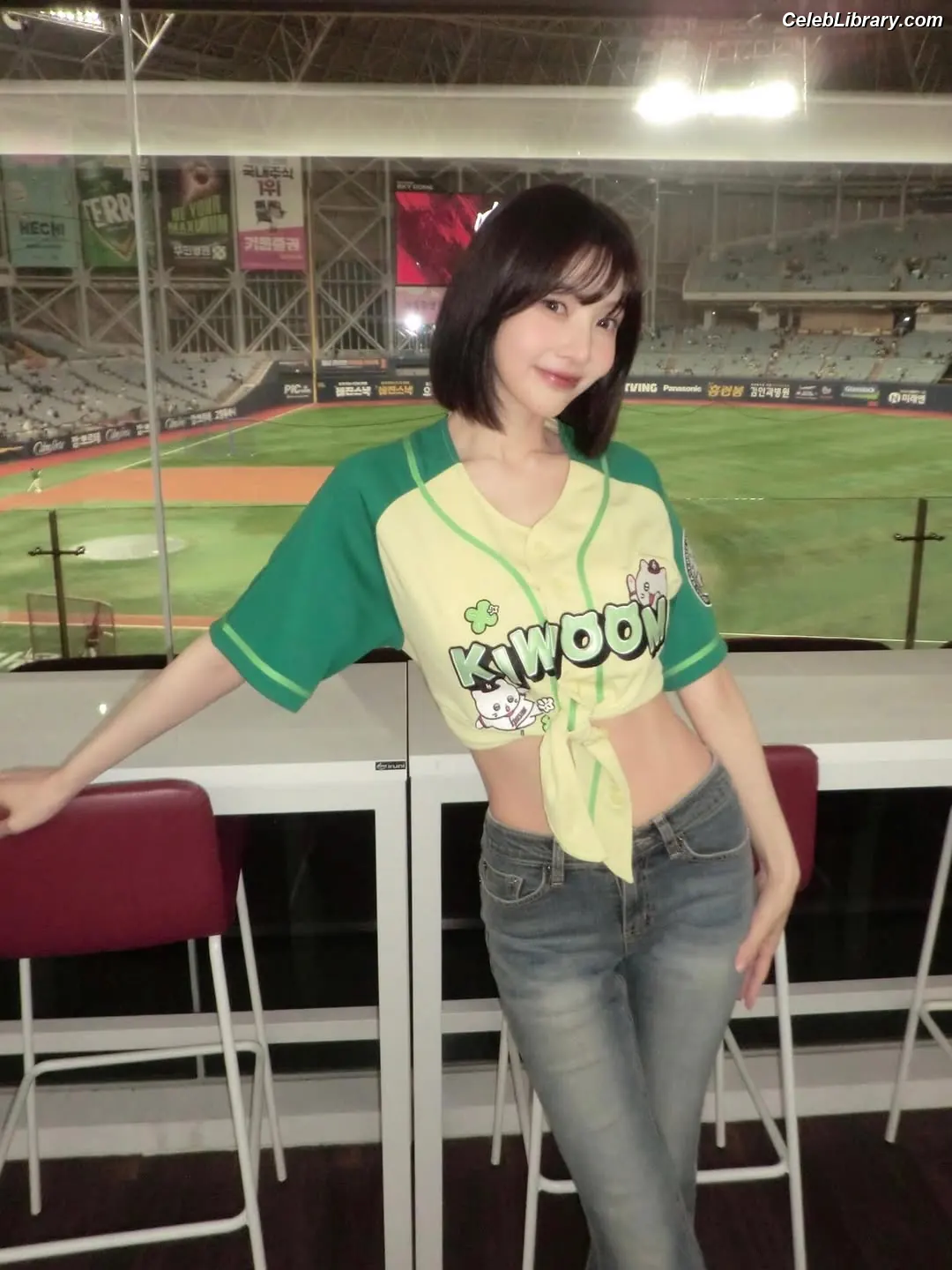 Park Soo-young (Joy - Red Velvet) photo 16 of 346
