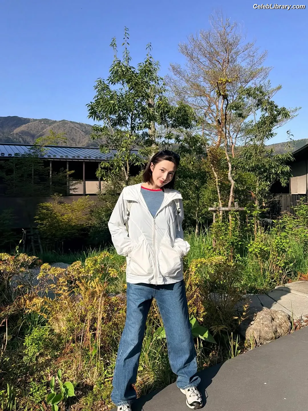 Park Soo-young (Joy - Red Velvet) photo 24 of 346