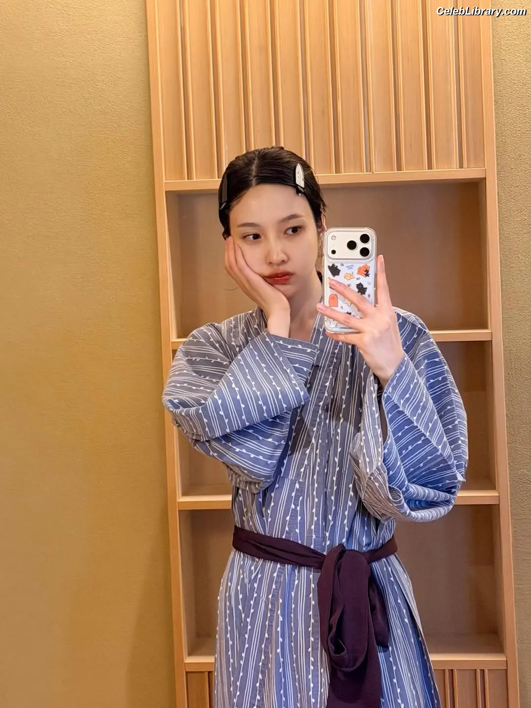Park Soo-young (Joy - Red Velvet) photo 2 of 346