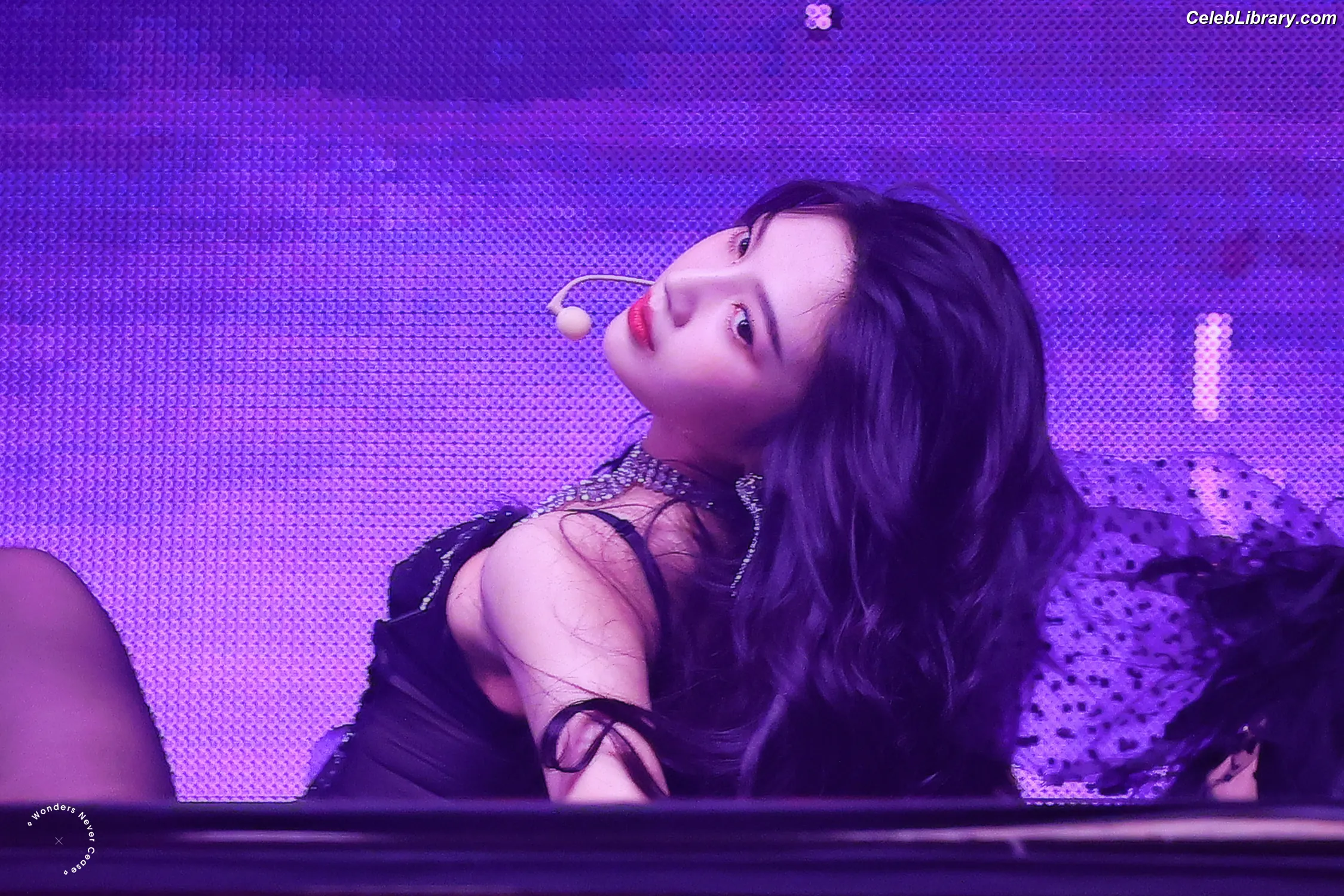 Park Soo-young (Joy - Red Velvet) photo 24 of 346