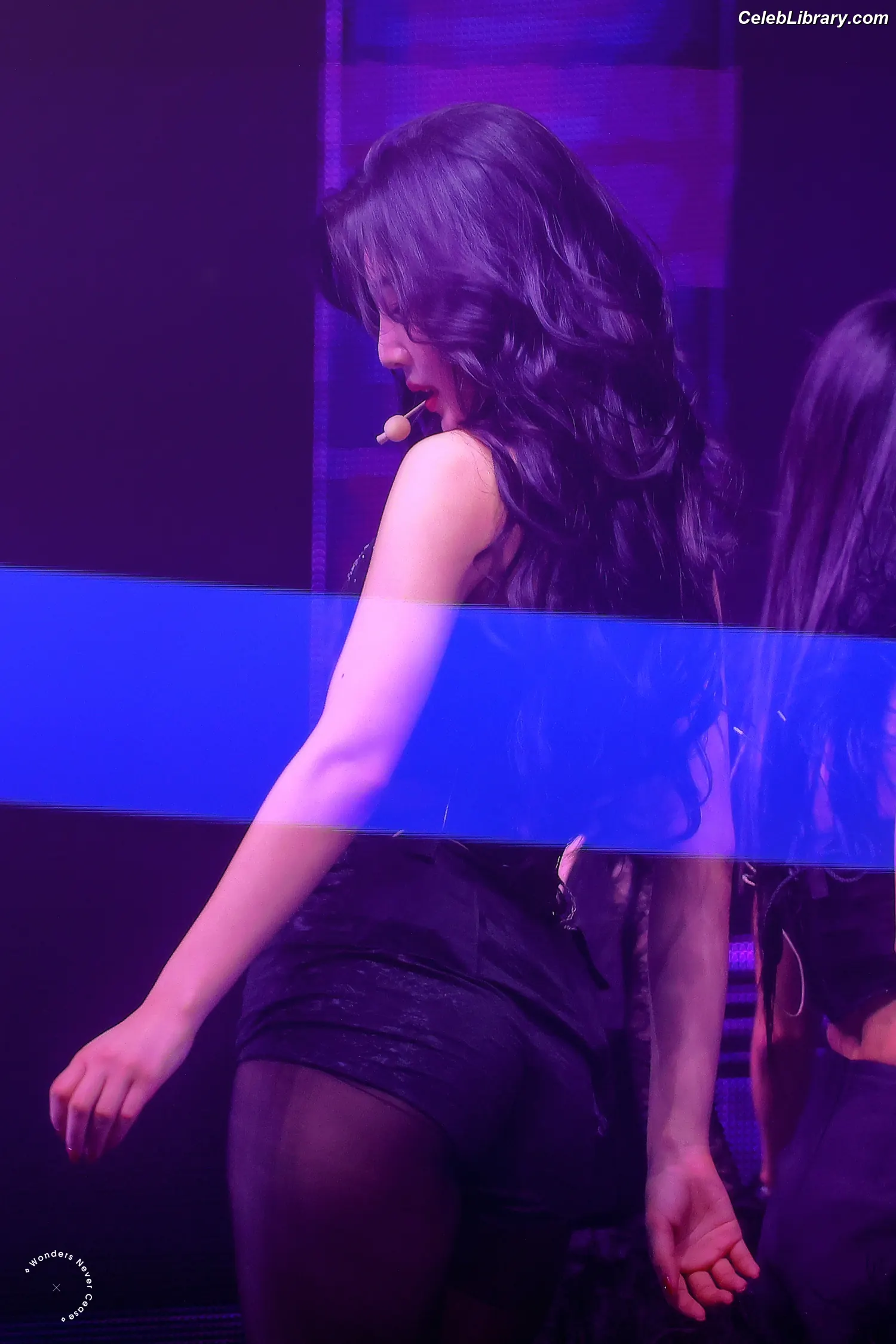Park Soo-young (Joy - Red Velvet) photo 1 of 346