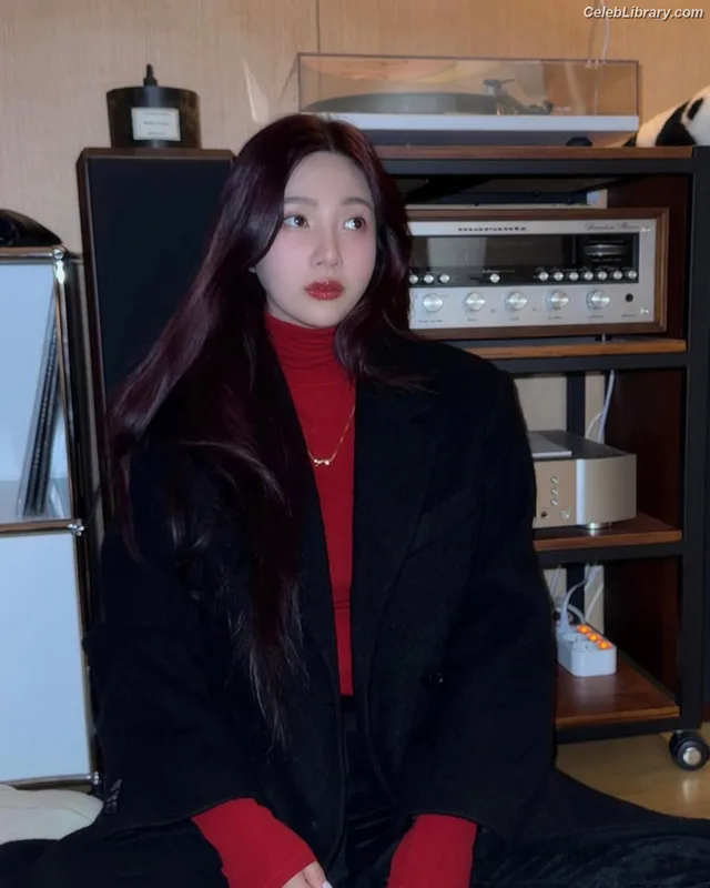 Park Soo-young (Joy - Red Velvet) photo 8 of 347