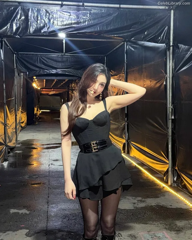 Park Soo-young (Joy - Red Velvet) photo 14 of 347