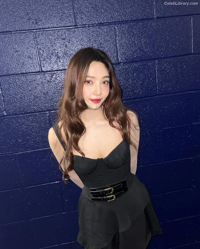 Park Soo-young (Joy - Red Velvet) photo 18 of 347