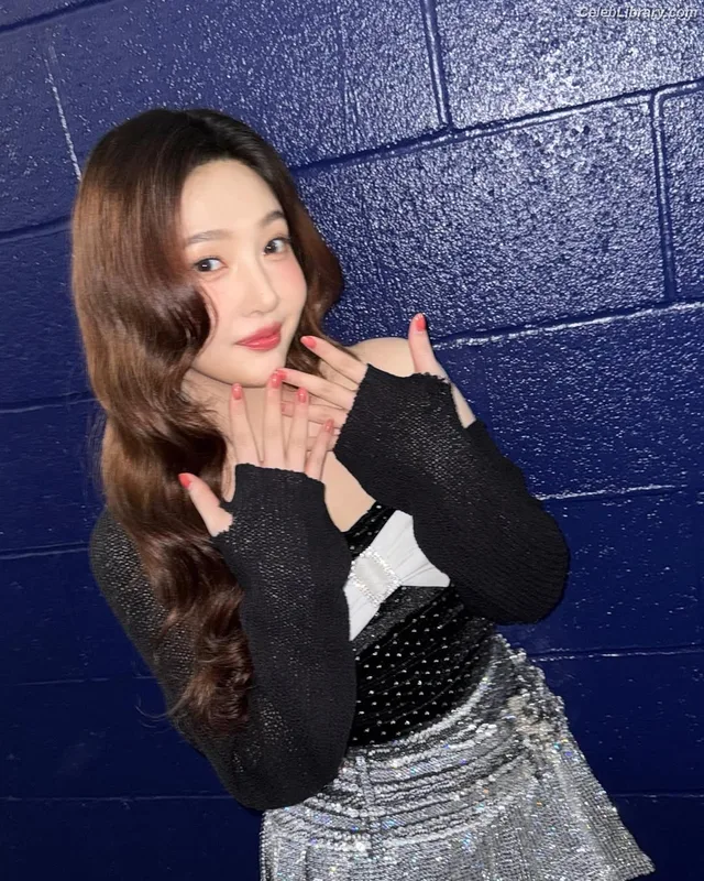 Park Soo-young (Joy - Red Velvet) photo 20 of 347