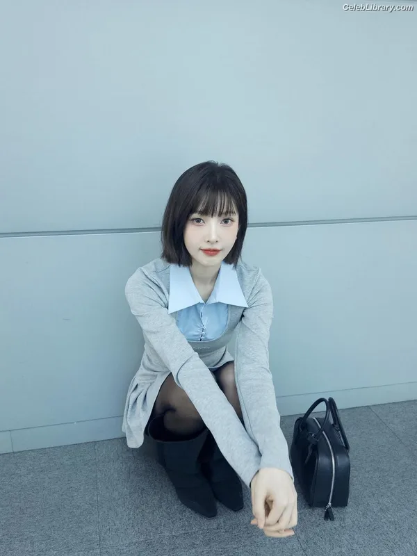 Park Soo-young (Joy - Red Velvet) photo 16 of 347