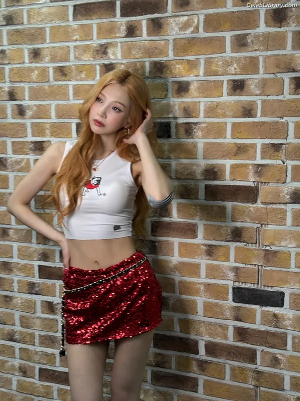 Park Soo-young (Joy - Red Velvet) photo 2 of 347