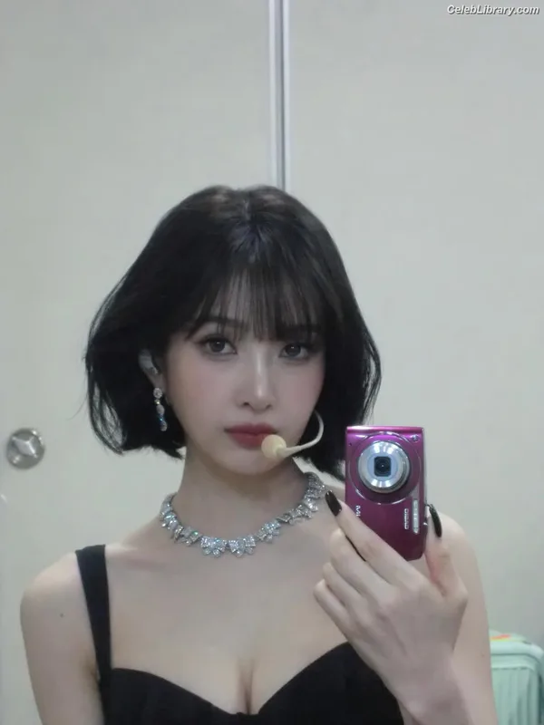 Park Soo-young (Joy - Red Velvet) photo 17 of 347
