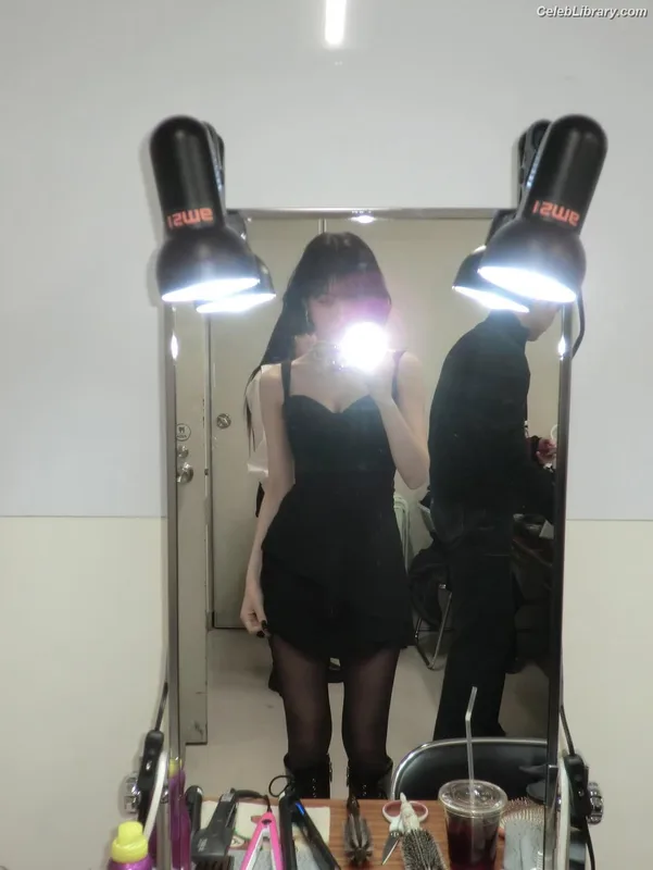 Park Soo-young (Joy - Red Velvet) photo 19 of 347