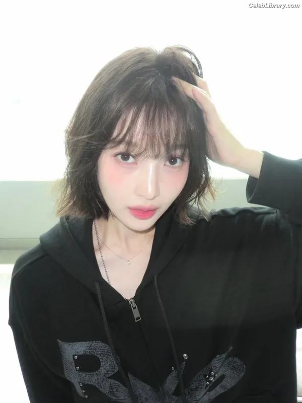 Park Soo-young (Joy - Red Velvet) photo 8 of 347