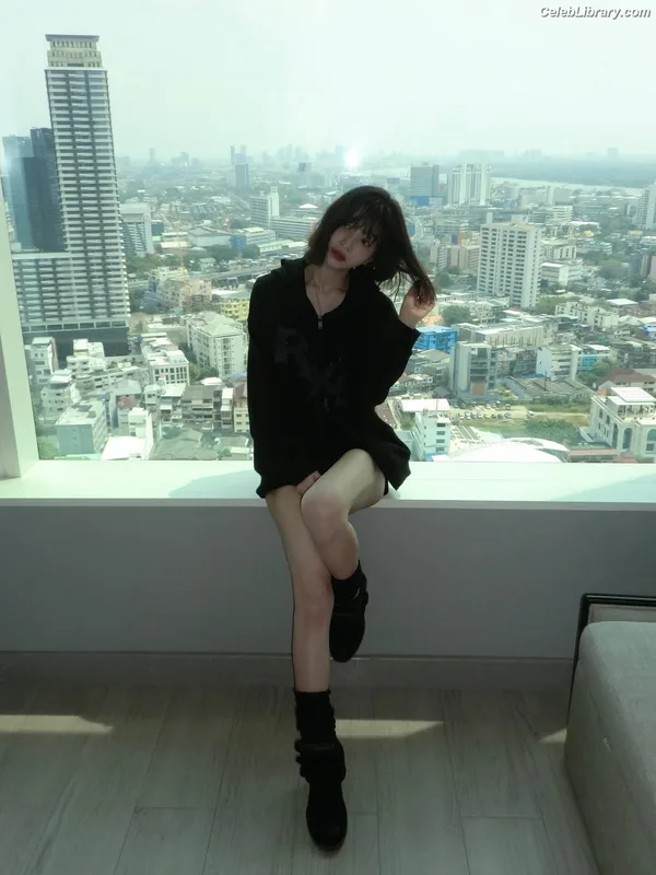 Park Soo-young (Joy - Red Velvet) photo 11 of 347