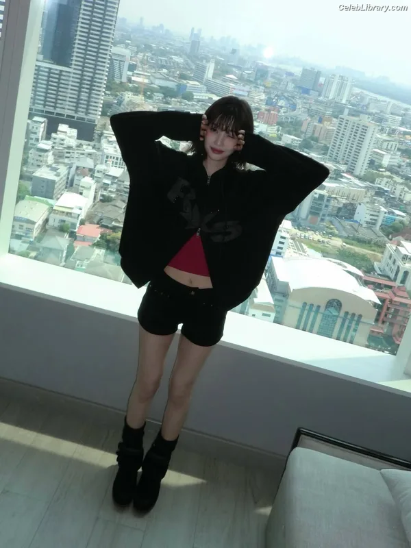 Park Soo-young (Joy - Red Velvet) photo 17 of 347