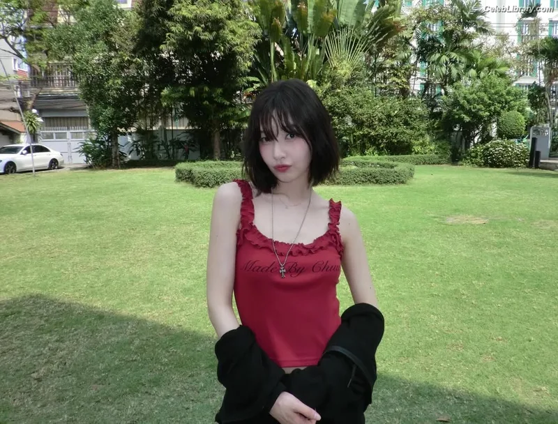 Park Soo-young (Joy - Red Velvet) photo 23 of 347