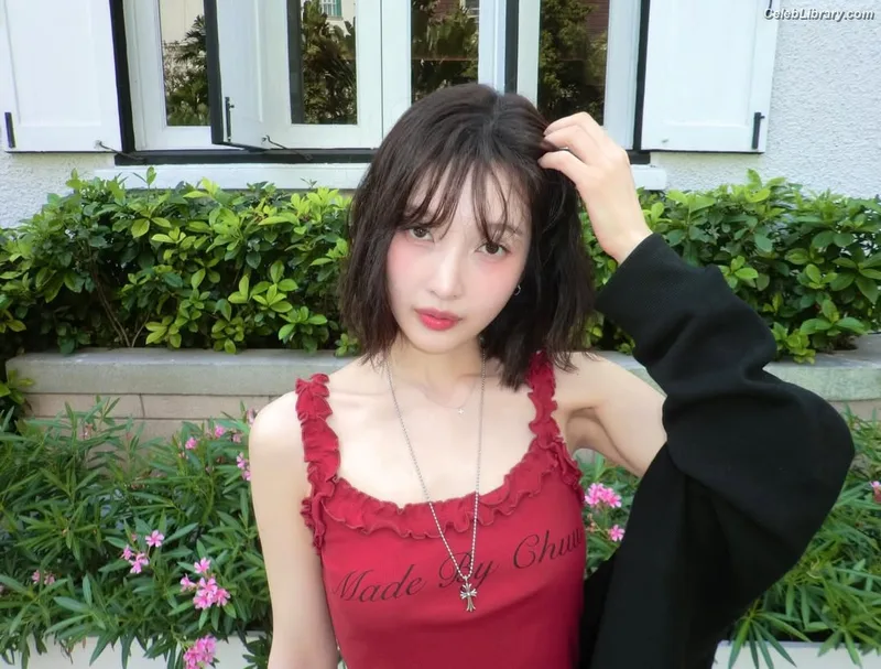 Park Soo-young (Joy - Red Velvet) photo 2 of 347