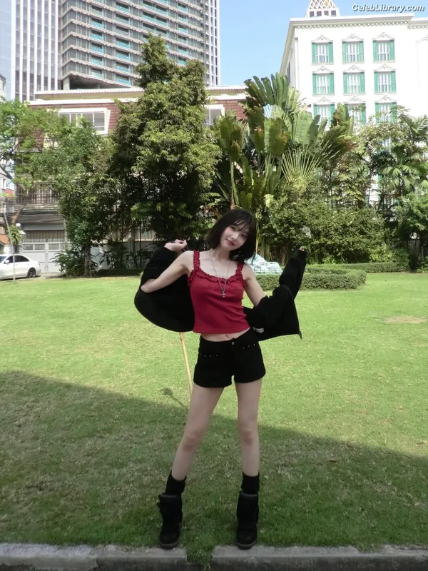 Park Soo-young (Joy - Red Velvet) photo 10 of 347