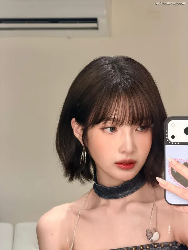 Park Soo-young (Joy - Red Velvet) photo 15 of 347