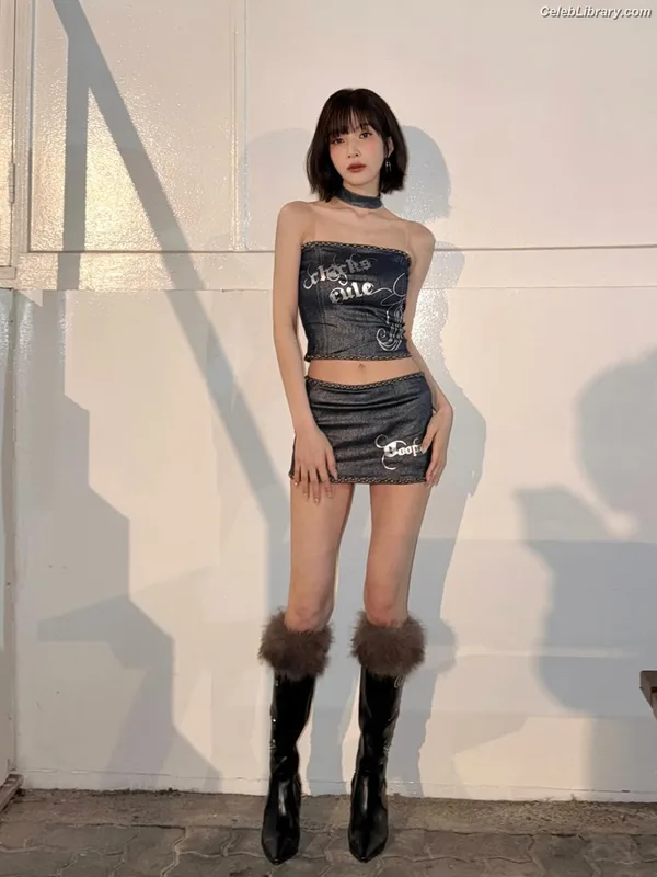 Park Soo-young (Joy - Red Velvet) photo 21 of 347