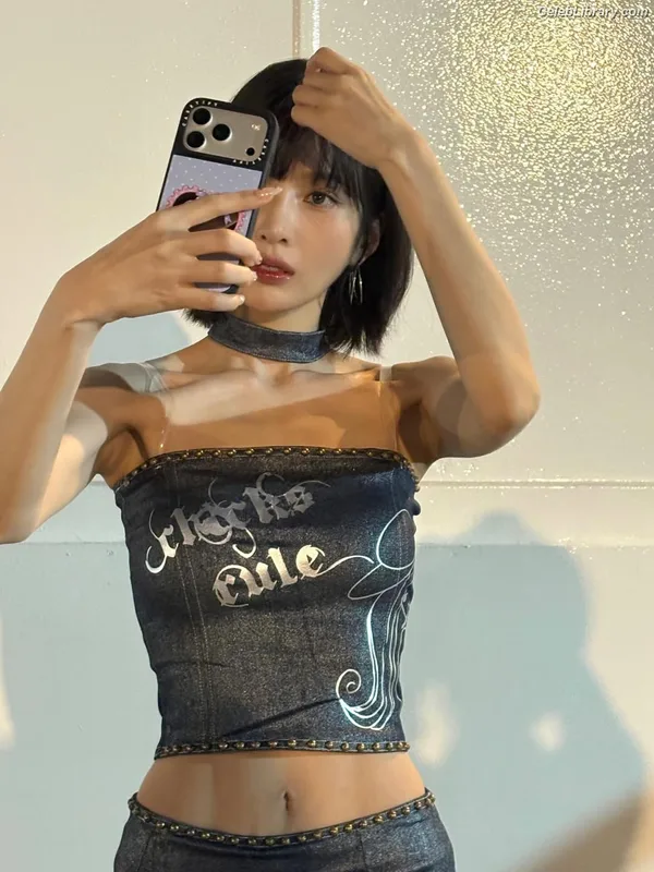 Park Soo-young (Joy - Red Velvet) photo 22 of 347