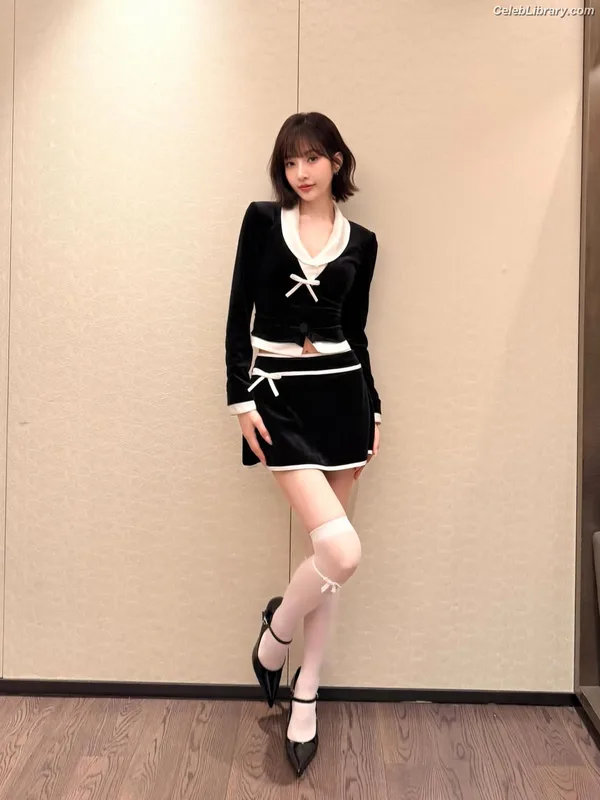 Park Soo-young (Joy - Red Velvet) photo 7 of 347