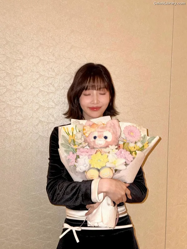 Park Soo-young (Joy - Red Velvet) photo 8 of 347