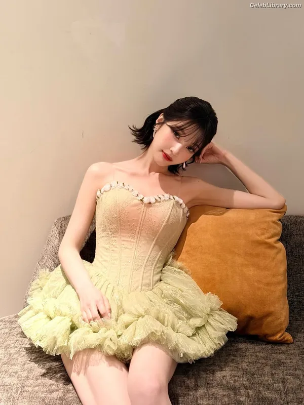 Park Soo-young (Joy - Red Velvet) photo 14 of 347