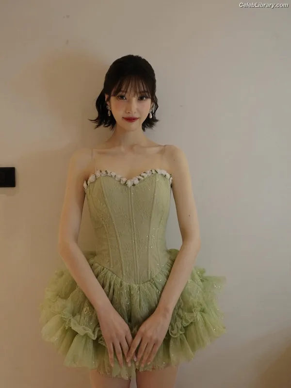 Park Soo-young (Joy - Red Velvet) photo 19 of 347