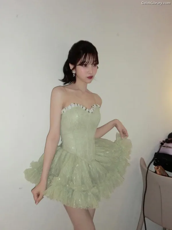 Park Soo-young (Joy - Red Velvet) photo 20 of 347