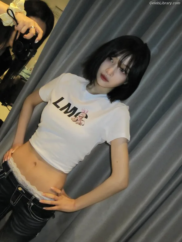 Park Soo-young (Joy - Red Velvet) photo 7 of 347