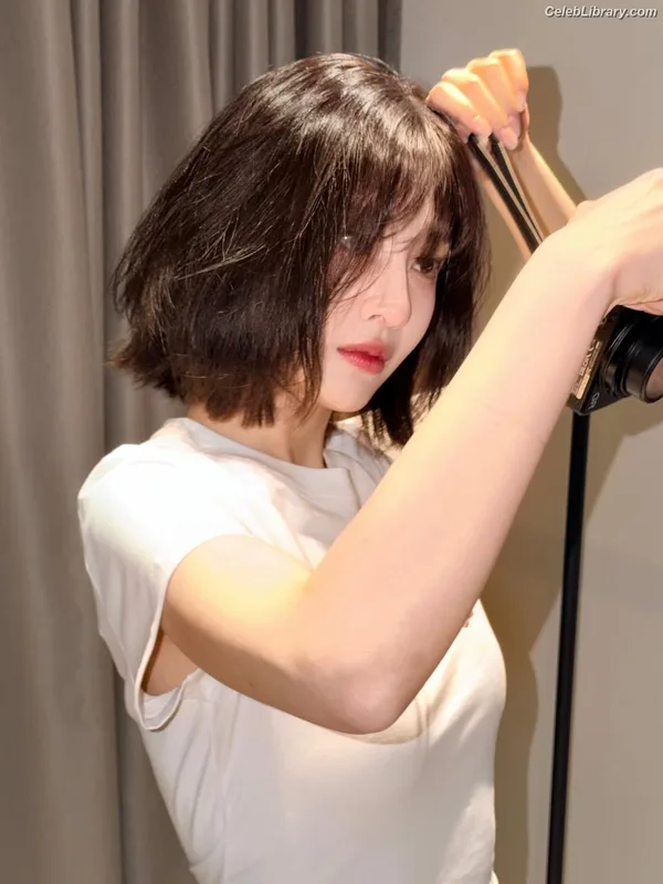 Park Soo-young (Joy - Red Velvet) photo 17 of 347