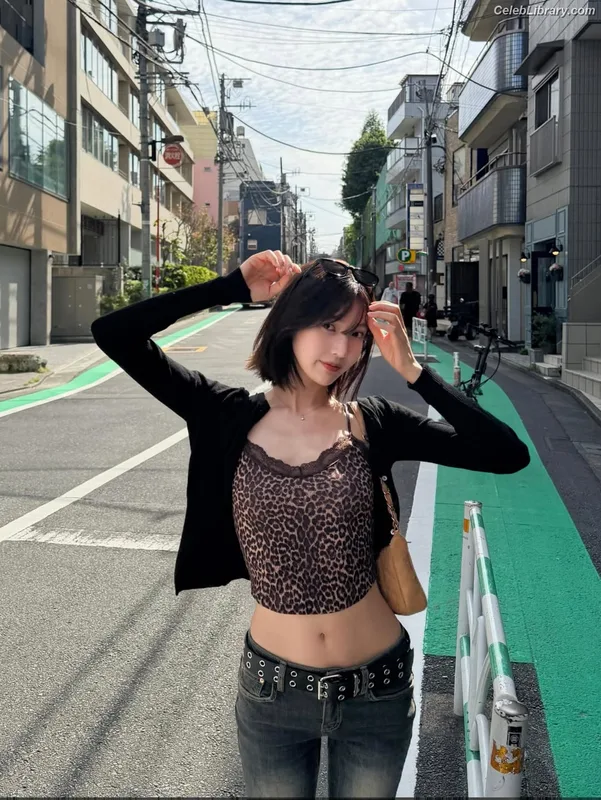 Park Soo-young (Joy - Red Velvet) photo 2 of 347