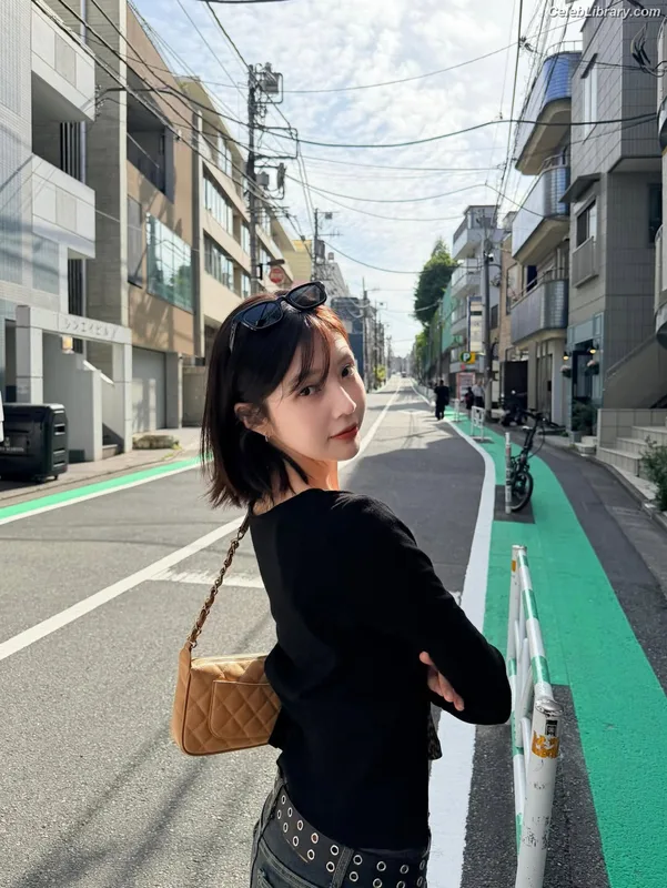 Park Soo-young (Joy - Red Velvet) photo 3 of 347