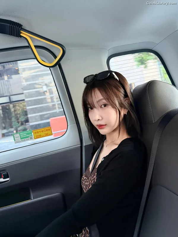 Park Soo-young (Joy - Red Velvet) photo 4 of 347
